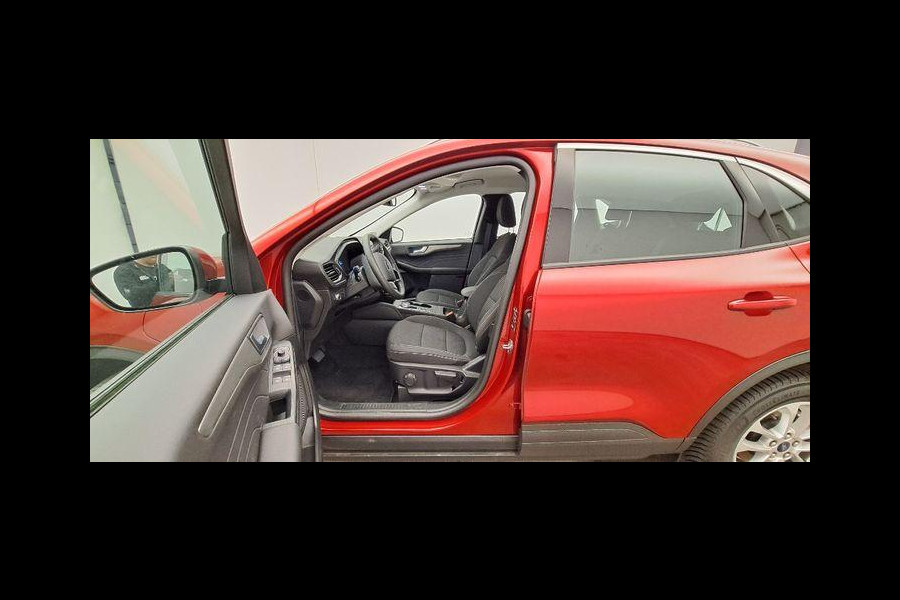 Ford Kuga 2.5 PHEV Titanium 225pk | Winterpack | Afneembare Trekhaak | 1.500kg Trekgewicht | All Weather Michelin Cross Climate | Sync 3 Navigatie