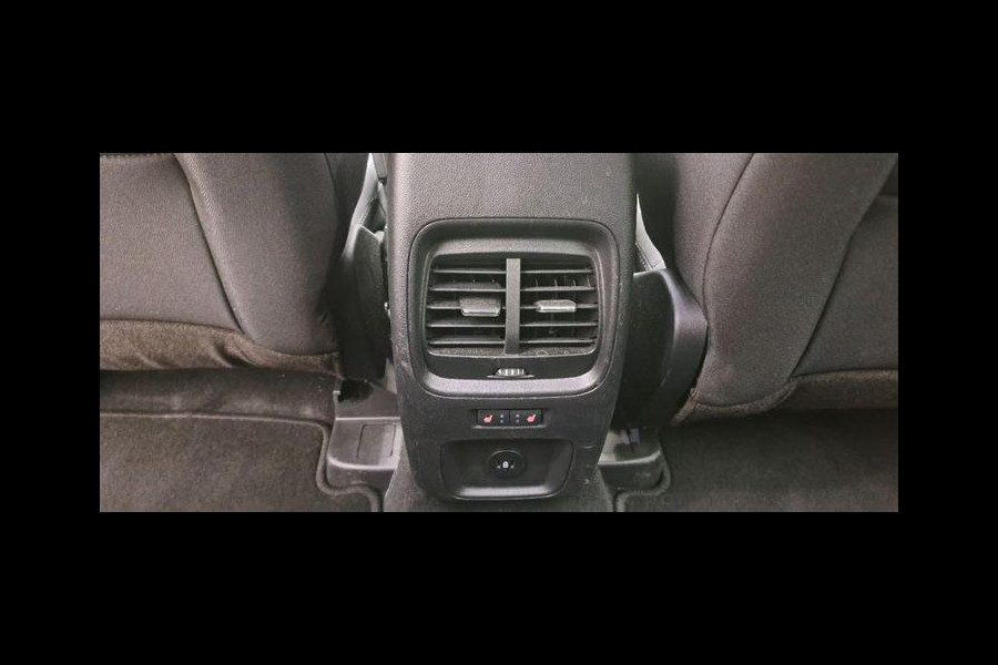 Ford Kuga 2.5 PHEV Titanium 225pk | Winterpack | Afneembare Trekhaak | 1.500kg Trekgewicht | All Weather Michelin Cross Climate | Sync 3 Navigatie