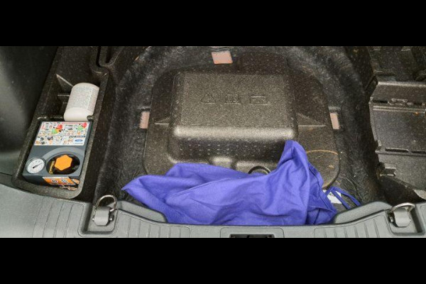 Ford Kuga 2.5 PHEV Titanium 225pk | Winterpack | Afneembare Trekhaak | 1.500kg Trekgewicht | All Weather Michelin Cross Climate | Sync 3 Navigatie