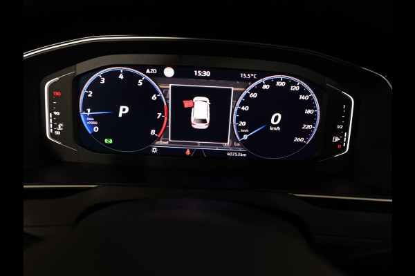 Volkswagen Passat Variant 1.5 TSI R-Line Business 150 pk Automaat (DSG) | Verlengde garantie | Navigatie | Parkeersensoren | Achteruitrijcamera | Adaptieve cruise control | Stoelverwarming |