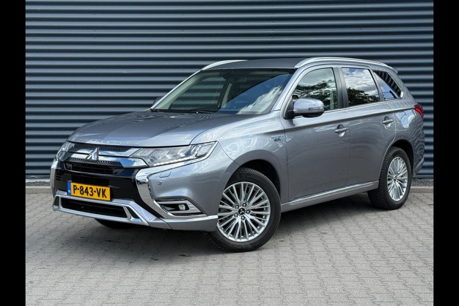 Mitsubishi Outlander 2.4 Intense Plug in Hybrid 225pk PHEV | Trekhaak Afneembaar | Carplay | Parkeersensoren | Stoelverwarming | Camera | Cruise Control | Climate Control | DAB |