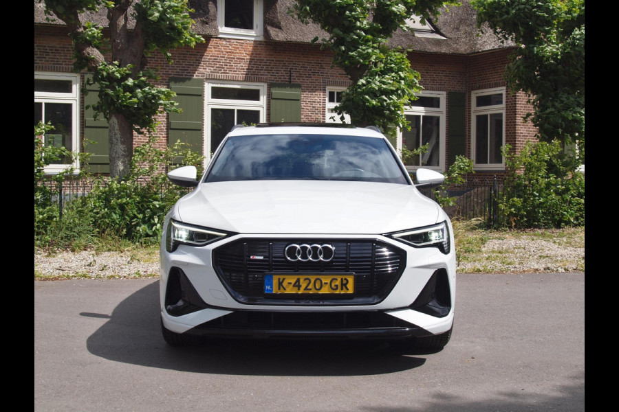 Audi e-tron 55 quattro S edition 95 kWh | Camera | Apple Carplay | Bang & Olufsen | Cruise Control |