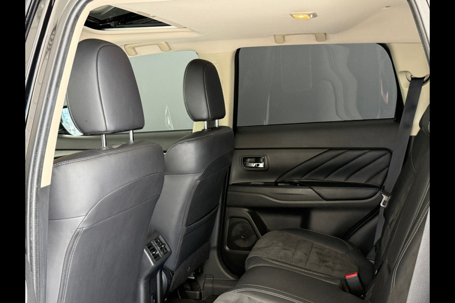 Mitsubishi Outlander 2.4 PHEV Intense+ Schuidak|360cam|Trekhaak|Dealer Onderhouden