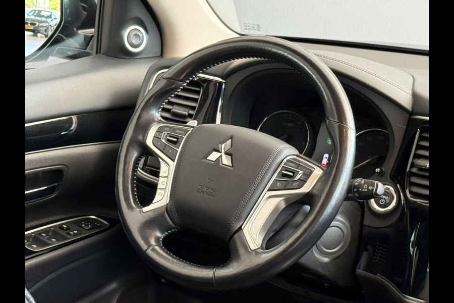Mitsubishi Outlander 2.4 PHEV Intense+ Schuidak|360cam|Trekhaak|Dealer Onderhouden