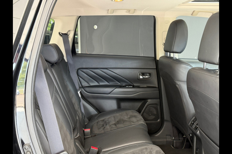Mitsubishi Outlander 2.4 PHEV Intense+ Schuidak|360cam|Trekhaak|Dealer Onderhouden