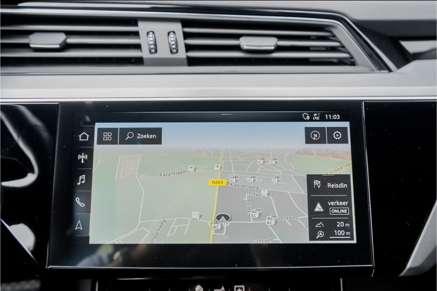 Audi e-tron 50 Quattro Launch Ed S-Line Black 71 kWh Pano ACC 21"
