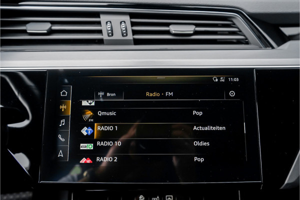 Audi e-tron 50 Quattro Launch Ed S-Line Black 71 kWh Pano ACC 21"