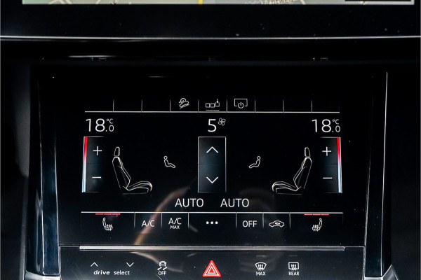 Audi e-tron 50 Quattro Launch Ed S-Line Black 71 kWh Pano ACC 21"