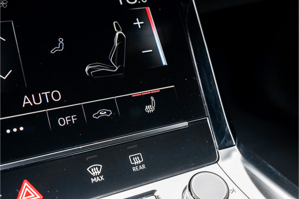 Audi e-tron 50 Quattro Launch Ed S-Line Black 71 kWh Pano ACC 21"