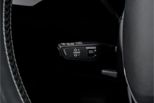 Audi e-tron 50 Quattro Launch Ed S-Line Black 71 kWh Pano ACC 21"