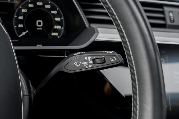 Audi e-tron 50 Quattro Launch Ed S-Line Black 71 kWh Pano ACC 21"