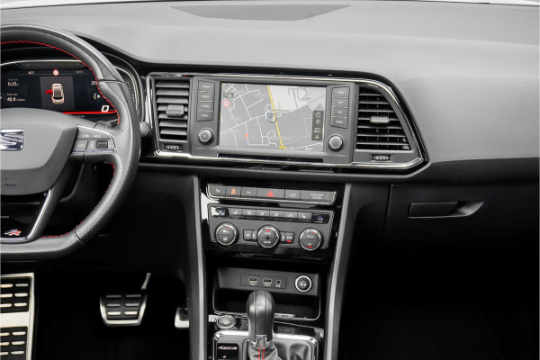Seat Ateca 2.0 EcoTSI FR 4DRIVE Pano ACC Camera Trekhaak Beats