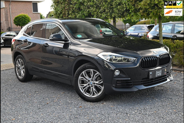 BMW X2 SDrive20i High Executive 192 PK Aut. Leder Led Cruise Clima 18''