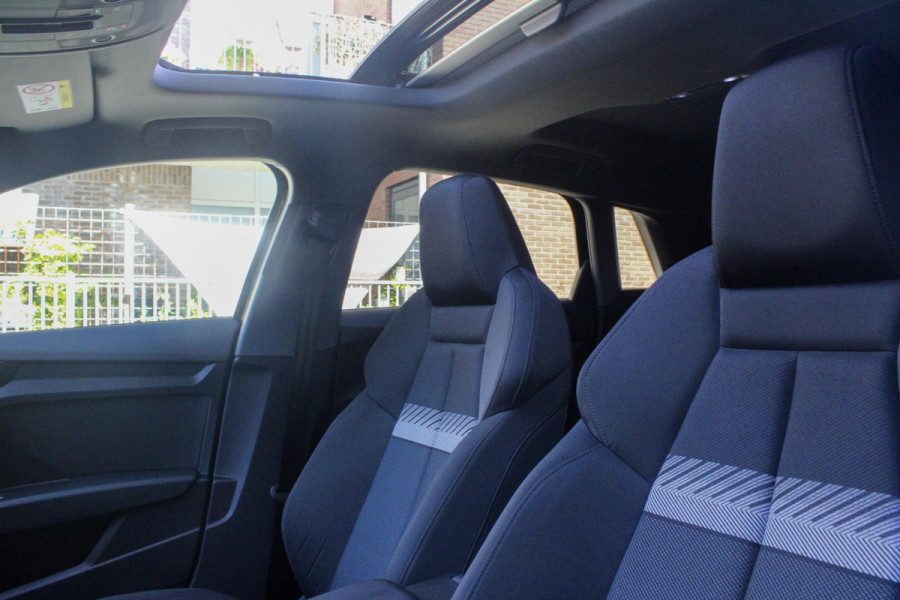 Audi A3 Sportback 40 TFSI e Edition PANO | Camera | ACC | Carplay