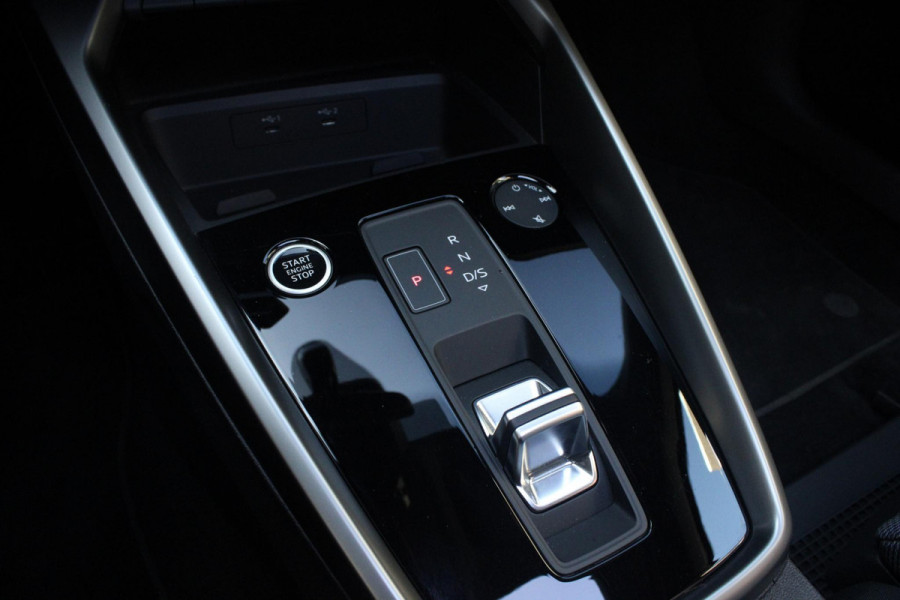 Audi A3 Sportback 40 TFSI e Edition PANO | Camera | ACC | Carplay