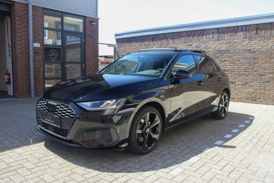 Audi A3 Sportback 40 TFSI e Edition PANO | Camera | ACC | Carplay