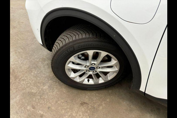 Ford Kuga 2.5 PHEV Titanium 225pk | Driver Assistance Pack | Winterpack | Wegklapbare Trekhaak | All Season Michelin Cross Climate | 1.500kg Trekgewicht