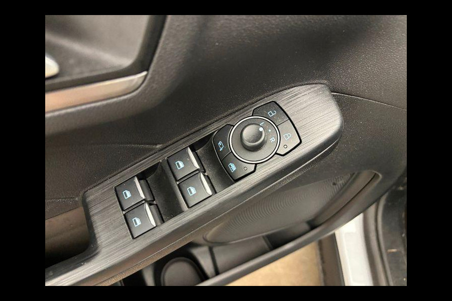 Ford Kuga 2.5 PHEV Titanium 225pk | Driver Assistance Pack | Winterpack | Wegklapbare Trekhaak | All Season Michelin Cross Climate | 1.500kg Trekgewicht