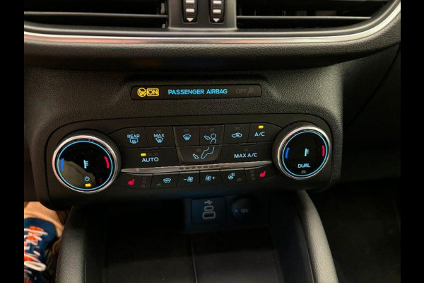 Ford Kuga 2.5 PHEV Titanium 225pk | Driver Assistance Pack | Winterpack | Wegklapbare Trekhaak | All Season Michelin Cross Climate | 1.500kg Trekgewicht