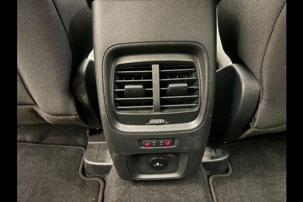 Ford Kuga 2.5 PHEV Titanium 225pk | Driver Assistance Pack | Winterpack | Wegklapbare Trekhaak | All Season Michelin Cross Climate | 1.500kg Trekgewicht