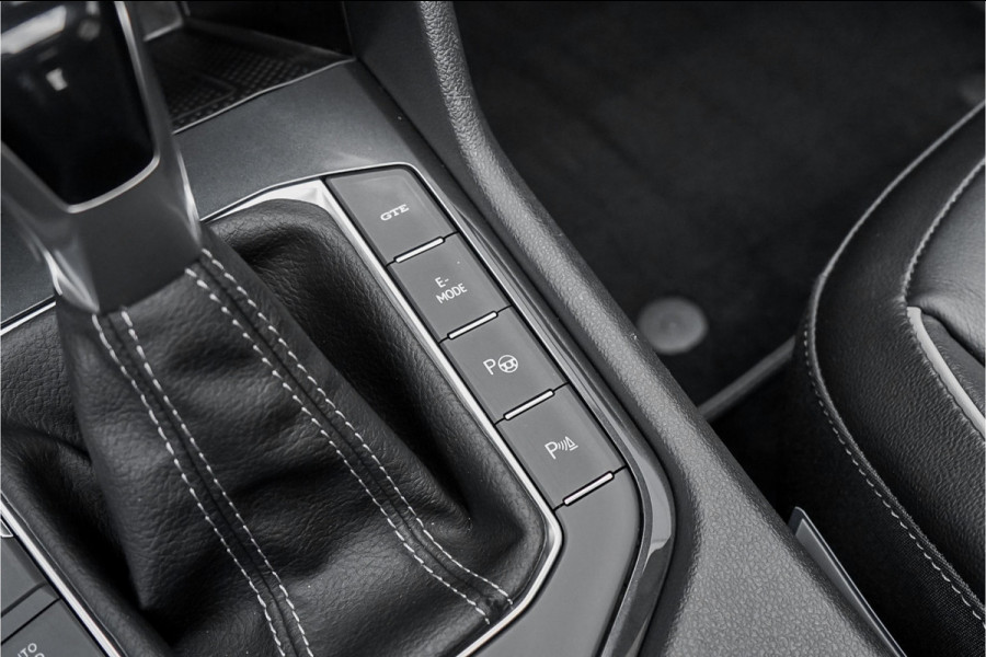 Volkswagen Tiguan 1.4 TSI eHybrid R-Line Pano HUD Leder Trekhaak