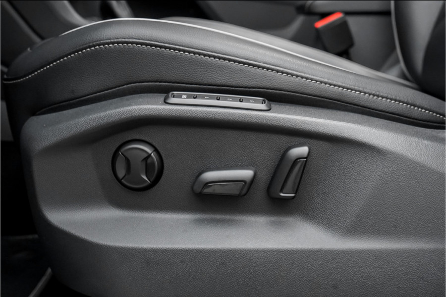 Volkswagen Tiguan 1.4 TSI eHybrid R-Line Pano HUD Leder Trekhaak