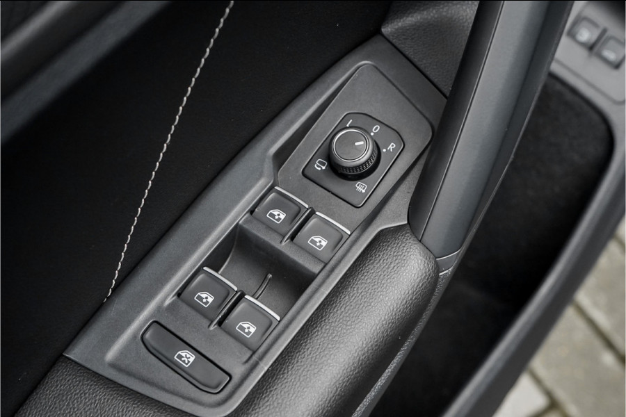 Volkswagen Tiguan 1.4 TSI eHybrid R-Line Pano HUD Leder Trekhaak