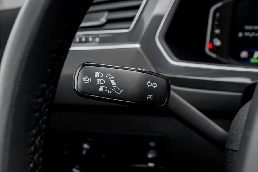 Volkswagen Tiguan 1.4 TSI eHybrid R-Line Pano HUD Leder Trekhaak