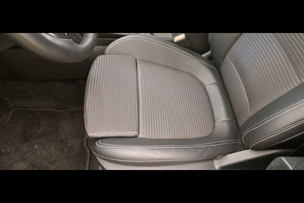 Ford Kuga 2.5 PHEV Titanium 225pk | Driver Assistance Pack | Winterpack | AGR Stoelen met half leder | Trekhaak Wegklapbaar | Michelin Cross Climate