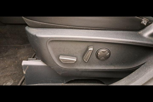 Ford Kuga 2.5 PHEV Titanium 225pk | Driver Assistance Pack | Winterpack | AGR Stoelen met half leder | Trekhaak Wegklapbaar | Michelin Cross Climate