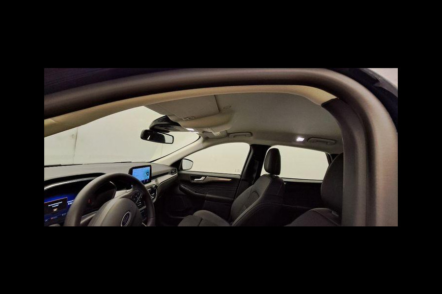 Ford Kuga 2.5 PHEV Titanium 225pk | Driver Assistance Pack | Winterpack | AGR Stoelen met half leder | Trekhaak Wegklapbaar | Michelin Cross Climate