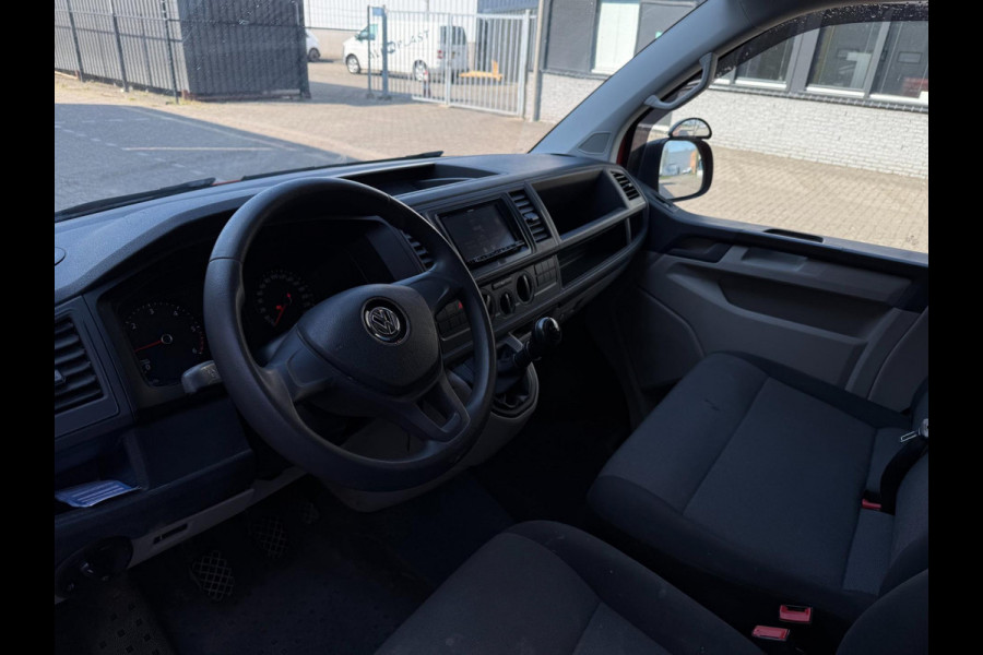 Volkswagen Transporter 2.0 TDI L2H1 Economy