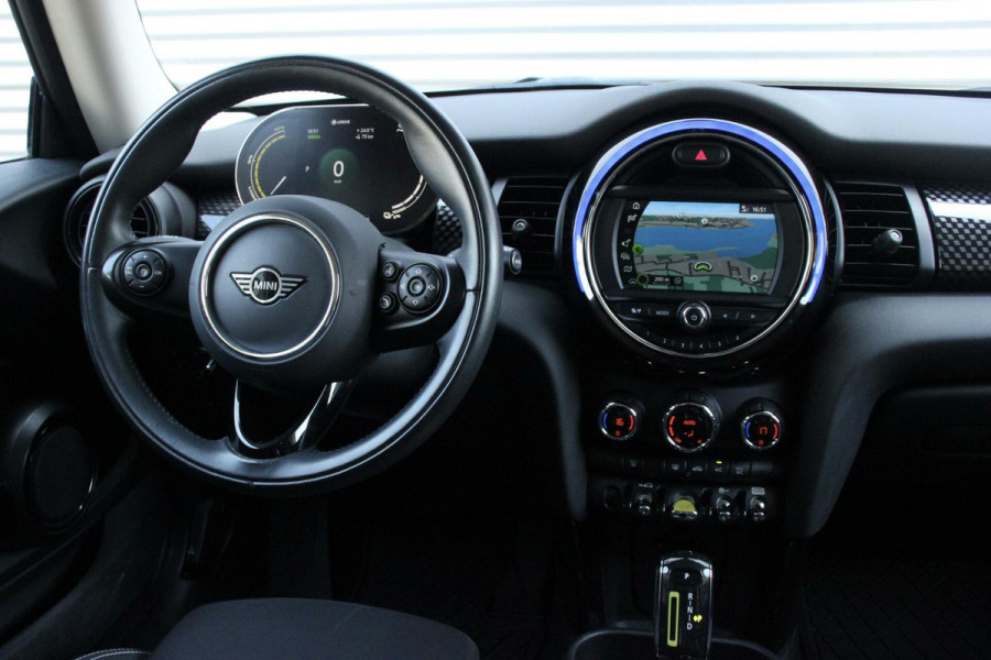 MINI Mini Electric Cooper S 33 kWh 184 PK |CARPLAY, CRUISE, CLIMATE, SPORTSTOELEN, LED|