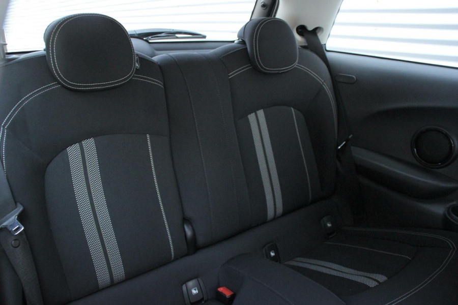 MINI Mini Electric Cooper S 33 kWh 184 PK |CARPLAY, CRUISE, CLIMATE, SPORTSTOELEN, LED|