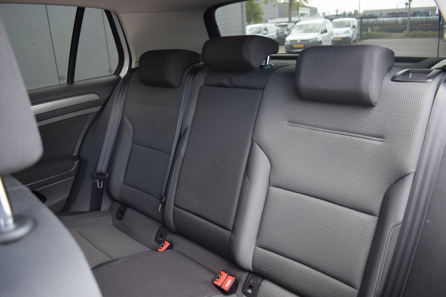 Volkswagen Golf 1.0 TSI Comfortline | Apple CarPlay | Climate | ACC | LM Velgen