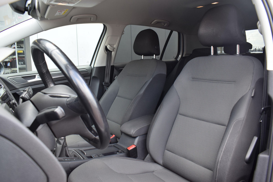 Volkswagen Golf 1.0 TSI Comfortline | Apple CarPlay | Climate | ACC | LM Velgen