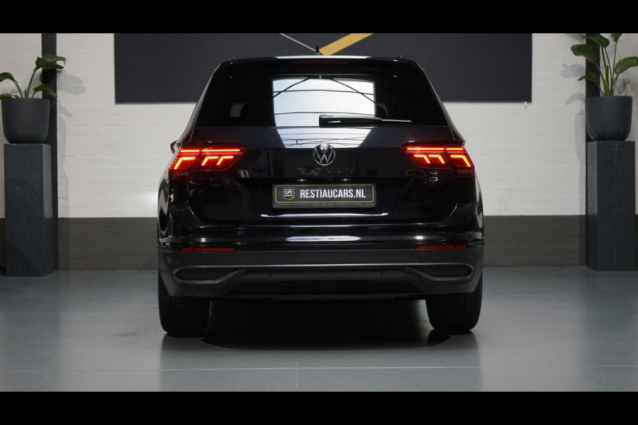 Volkswagen Tiguan 1.5 TSI BLACK EDITION AUTOMAAT-ACC-CAMERA-CARPLAY-KEYLESS-MATRIX IQ LIGHT-NAVIGATIE-STOELVERWARMING