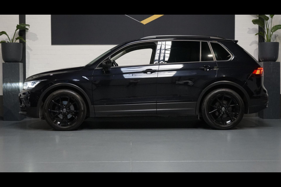 Volkswagen Tiguan 1.5 TSI BLACK EDITION AUTOMAAT-ACC-CAMERA-CARPLAY-KEYLESS-MATRIX IQ LIGHT-NAVIGATIE-STOELVERWARMING
