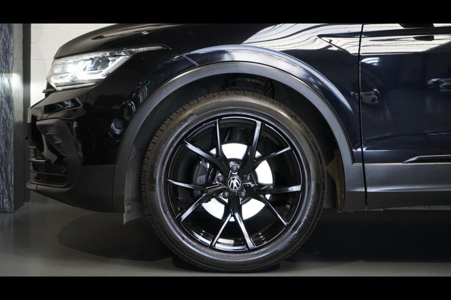 Volkswagen Tiguan 1.5 TSI BLACK EDITION AUTOMAAT-ACC-CAMERA-CARPLAY-KEYLESS-MATRIX IQ LIGHT-NAVIGATIE-STOELVERWARMING