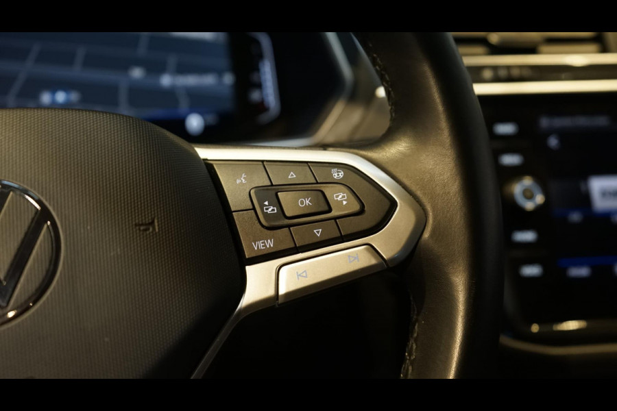 Volkswagen Tiguan 1.5 TSI BLACK EDITION AUTOMAAT-ACC-CAMERA-CARPLAY-KEYLESS-MATRIX IQ LIGHT-NAVIGATIE-STOELVERWARMING