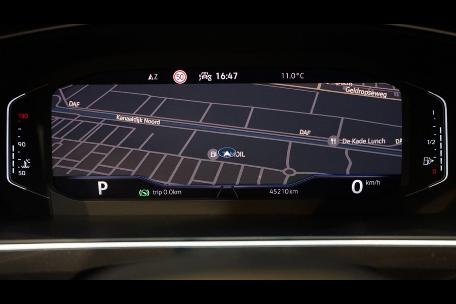Volkswagen Tiguan 1.5 TSI BLACK EDITION AUTOMAAT-ACC-CAMERA-CARPLAY-KEYLESS-MATRIX IQ LIGHT-NAVIGATIE-STOELVERWARMING