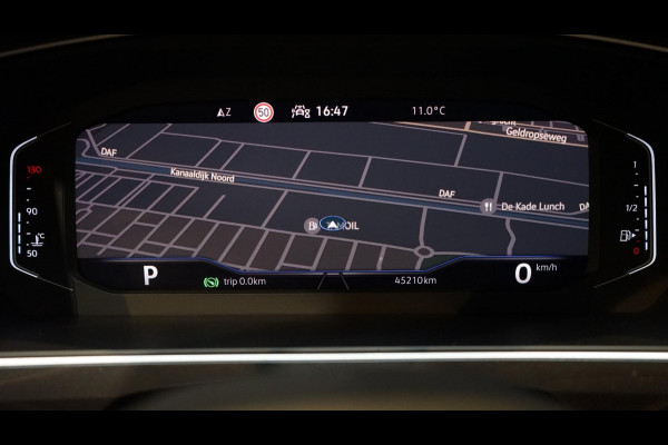 Volkswagen Tiguan 1.5 TSI BLACK EDITION AUTOMAAT-ACC-CAMERA-CARPLAY-KEYLESS-MATRIX IQ LIGHT-NAVIGATIE-STOELVERWARMING