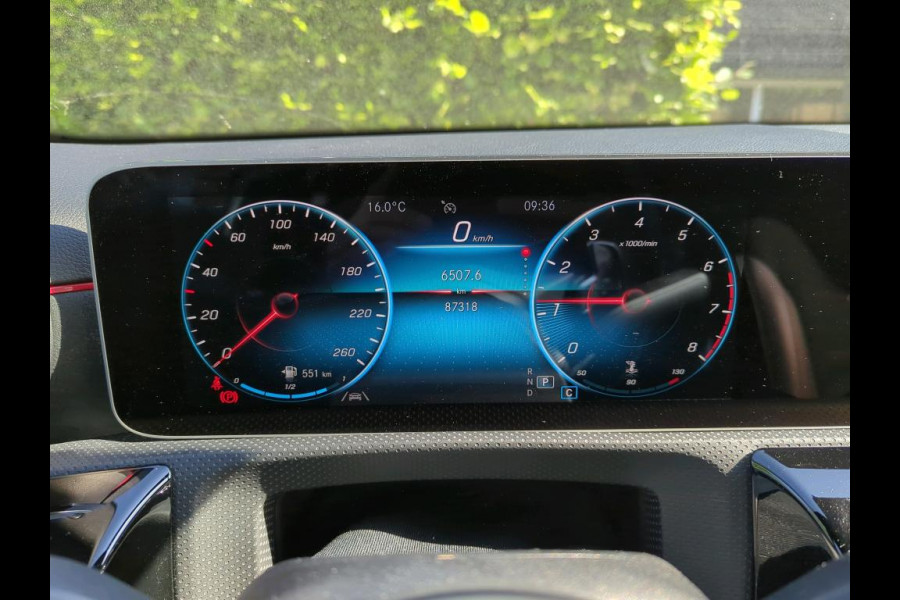 Mercedes-Benz A-Klasse 200 Business Solution AMG NL-AUTO | PANO | AMG PAKKET