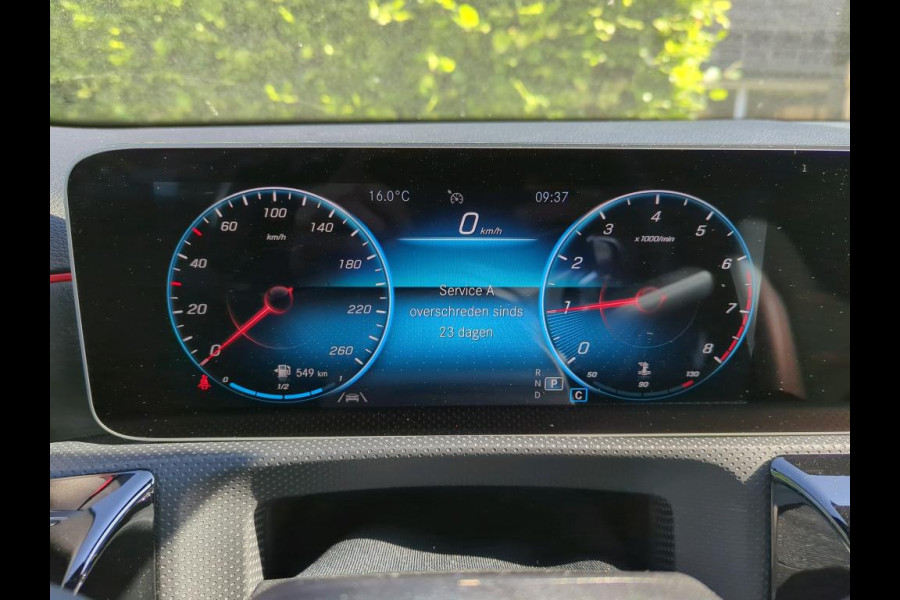 Mercedes-Benz A-Klasse 200 Business Solution AMG NL-AUTO | PANO | AMG PAKKET