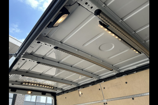 Mercedes-Benz Sprinter 314 CDI RWD L2 H2 360 Camera / MBUX / Navigatie / Airco / Parkeersensoren / 270 Graden achterdeuren