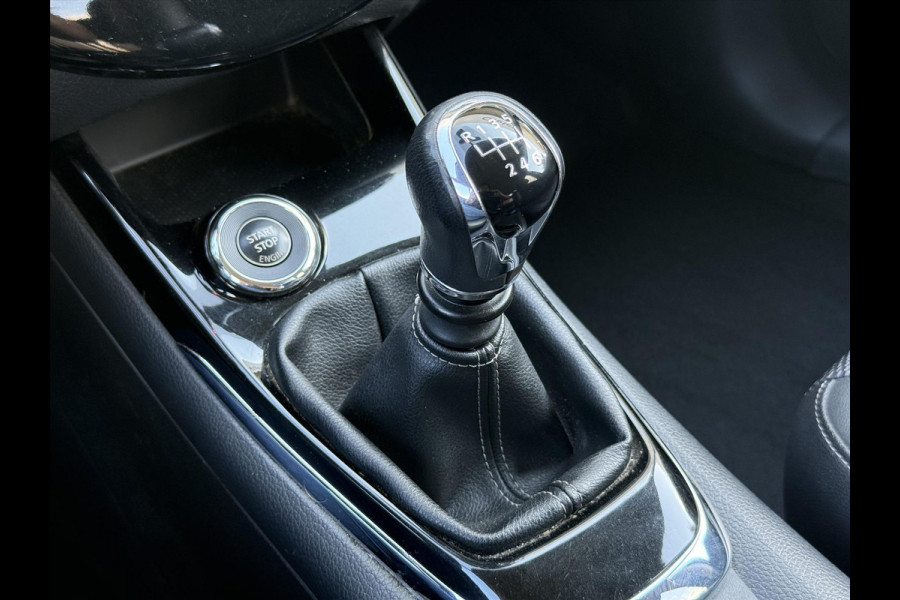 Nissan Pulsar 1.2 115pk DIG-T N-Connecta | Trekhaak, Navigatie, Cruise control, 17 inch, Keyless, Parkeercamera, Climate control