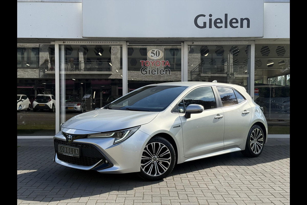 Toyota Corolla 2.0 Hybrid First Edition | Stoel + Stuurverwarming, 17 inch, Keyless, Privacy glass, Apple CarPlay/Android Auto