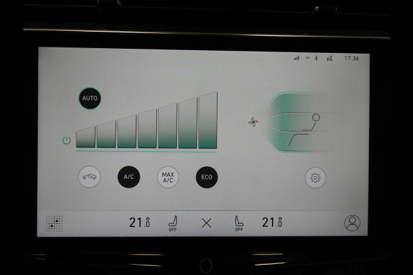 Lynk & Co 01 1.5 PHEV Plug-In ZWARTE HEMEL/360CAM/SCHUIFDAK/LED/20"LMV!
