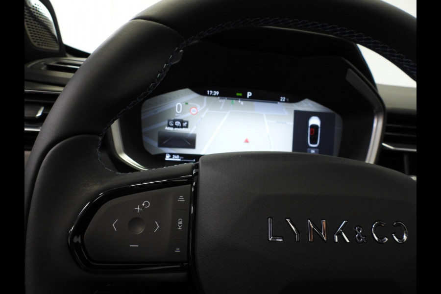 Lynk & Co 01 1.5 PHEV Plug-In ZWARTE HEMEL/360CAM/SCHUIFDAK/LED/20"LMV!