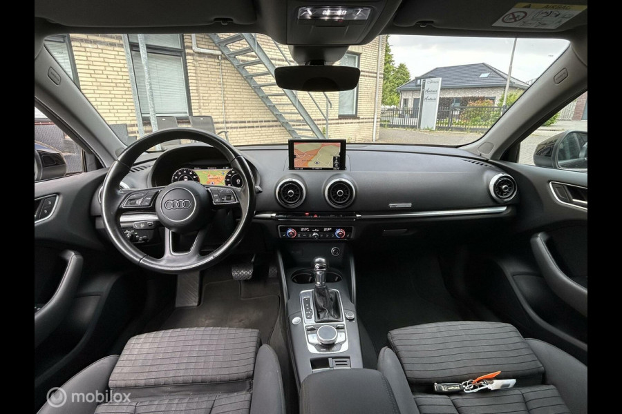 Audi A3 Sportback 1.4 TFSI 150 PK CoD Sport S Line Dynamische knipperlichten / LED / FM nav / Carplay / 18" LM